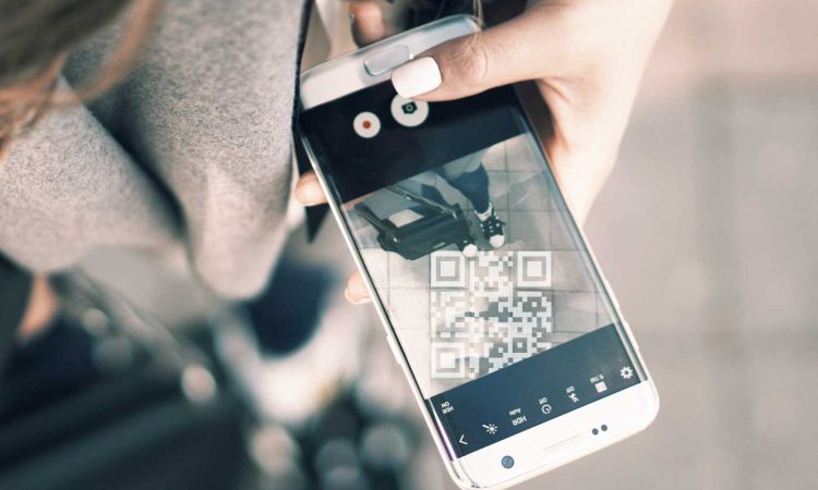 How to scan QR codes with smartphones