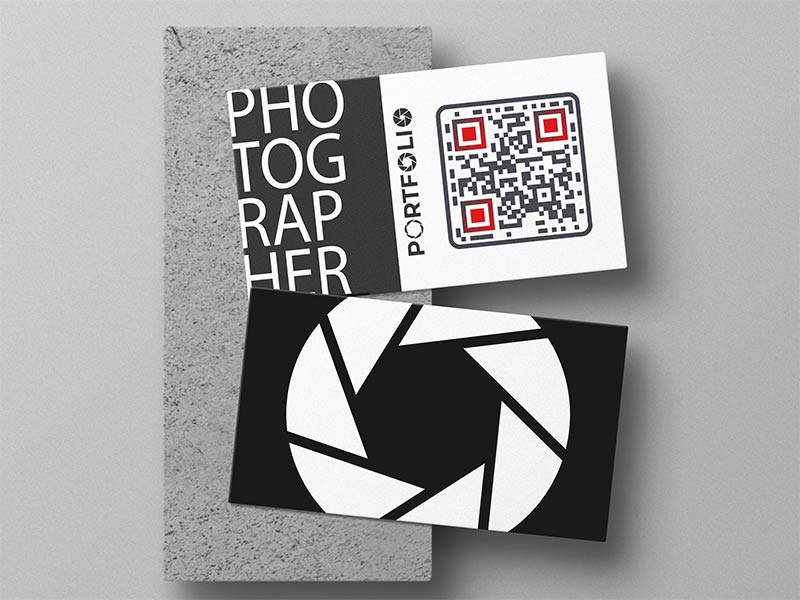 QR code that leads to a photographer portfolio page