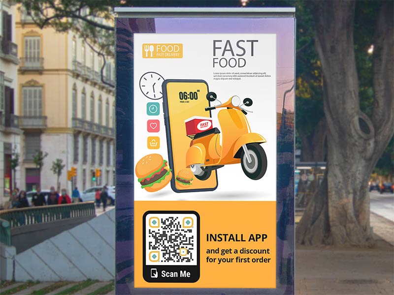 フードデリバリーアプリのダウンロード用QRコードを街頭バナーに掲載