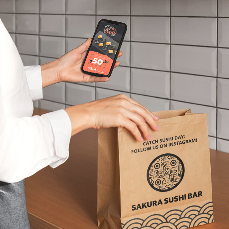 Instagram відкрився на смартфоні з QR-кодом Instagram, який веде на спеціальну пропозицію